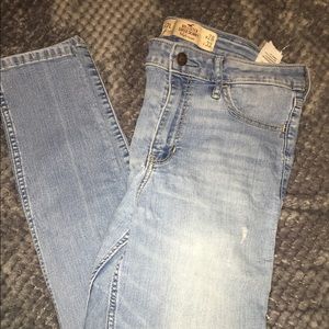Hollister skinny jeans
